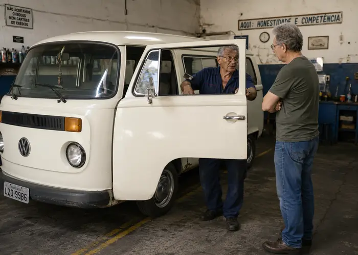 Kombi antiga em avaliação de embreagem e câmbio